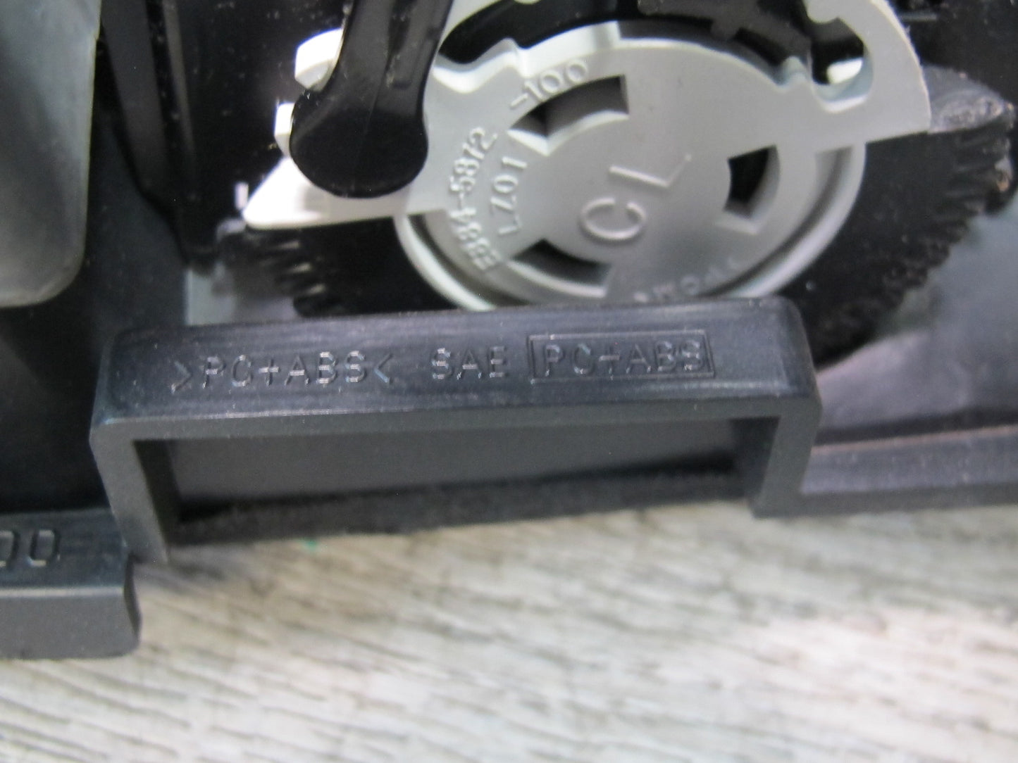 2011-2017 Infiniti QX56 QX80 Front Dashboard Center Display W/ Air Vent Grille