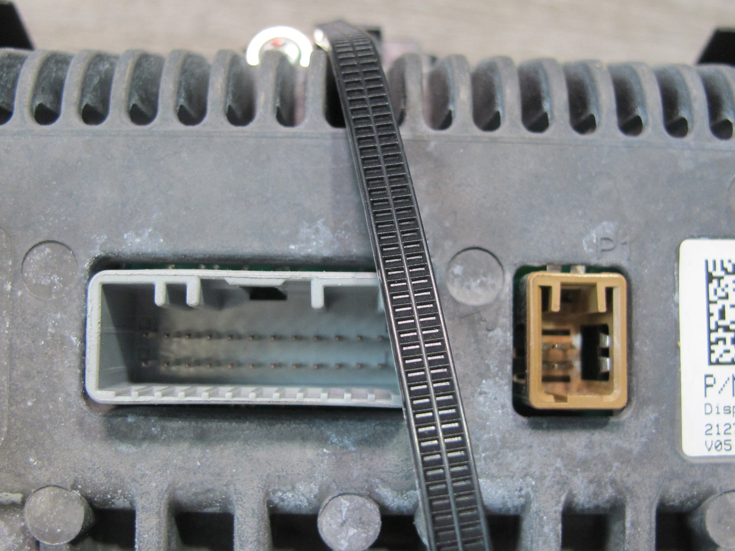 2011-2017 Infiniti QX56 QX80 Front Dashboard Center Display W/ Air Vent Grille