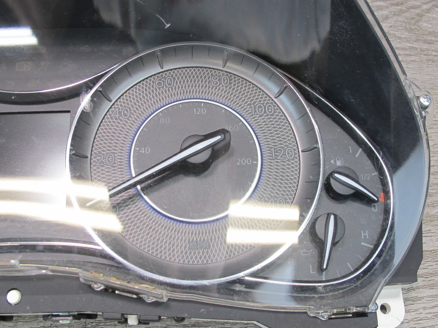 2011-2012 Infiniti QX56 MPH Instrument Panel Cluster Speedometer Gauge