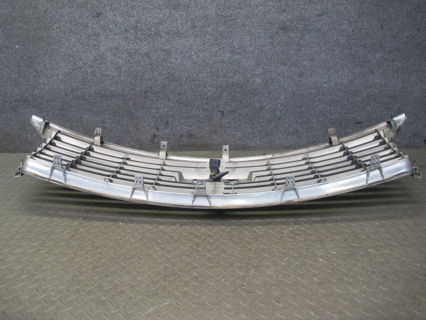 2011-2012 Infiniti QX56 Front Bumper Upper Chrome Grille W/ Camera