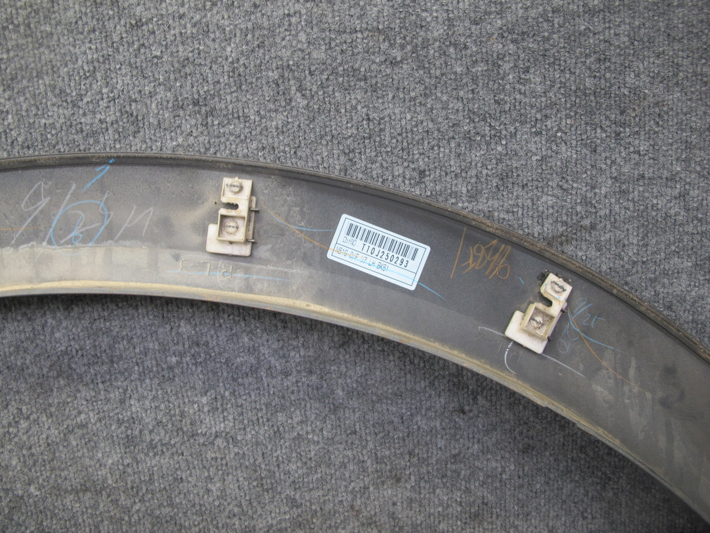 2011-2014 Infiniti QX56 QX80 Rear Left Side Fender Flare Molding Wheel Arch