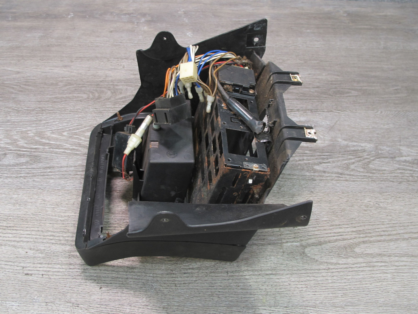 85-88 VW Scirocco MK2 Front Center Upper Console Trim w Wiring 533863222 OEM