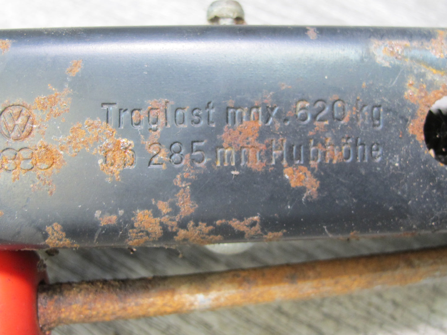 82-89 Volkswagen VW Scirocco MK2 Emergency Spare Tire Lift Jack 533011031 OEM