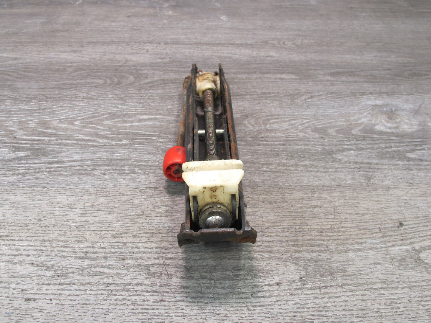 82-89 Volkswagen VW Scirocco MK2 Emergency Spare Tire Lift Jack 533011031 OEM