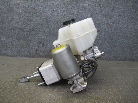 2011-2013 Infiniti QX56 Power Brake Booster Hydraulic Pump