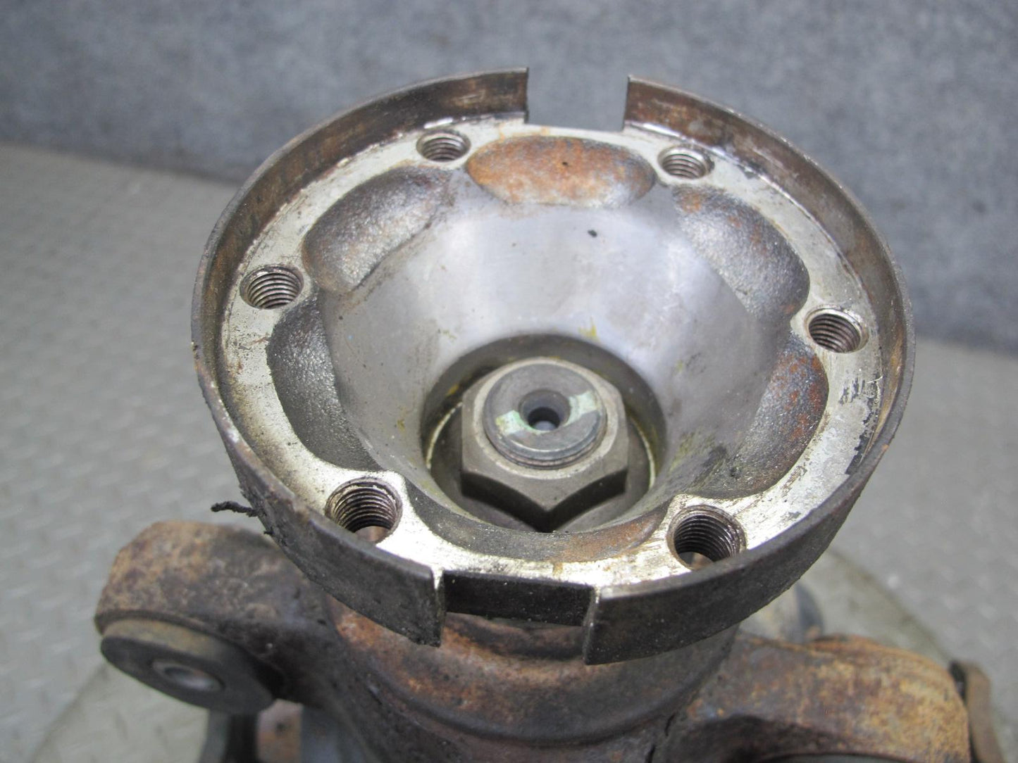 90-96 Nissan Z32 300ZX Turbo Rear Differential Carrier 3.69 Ratio 189K Miles OEM