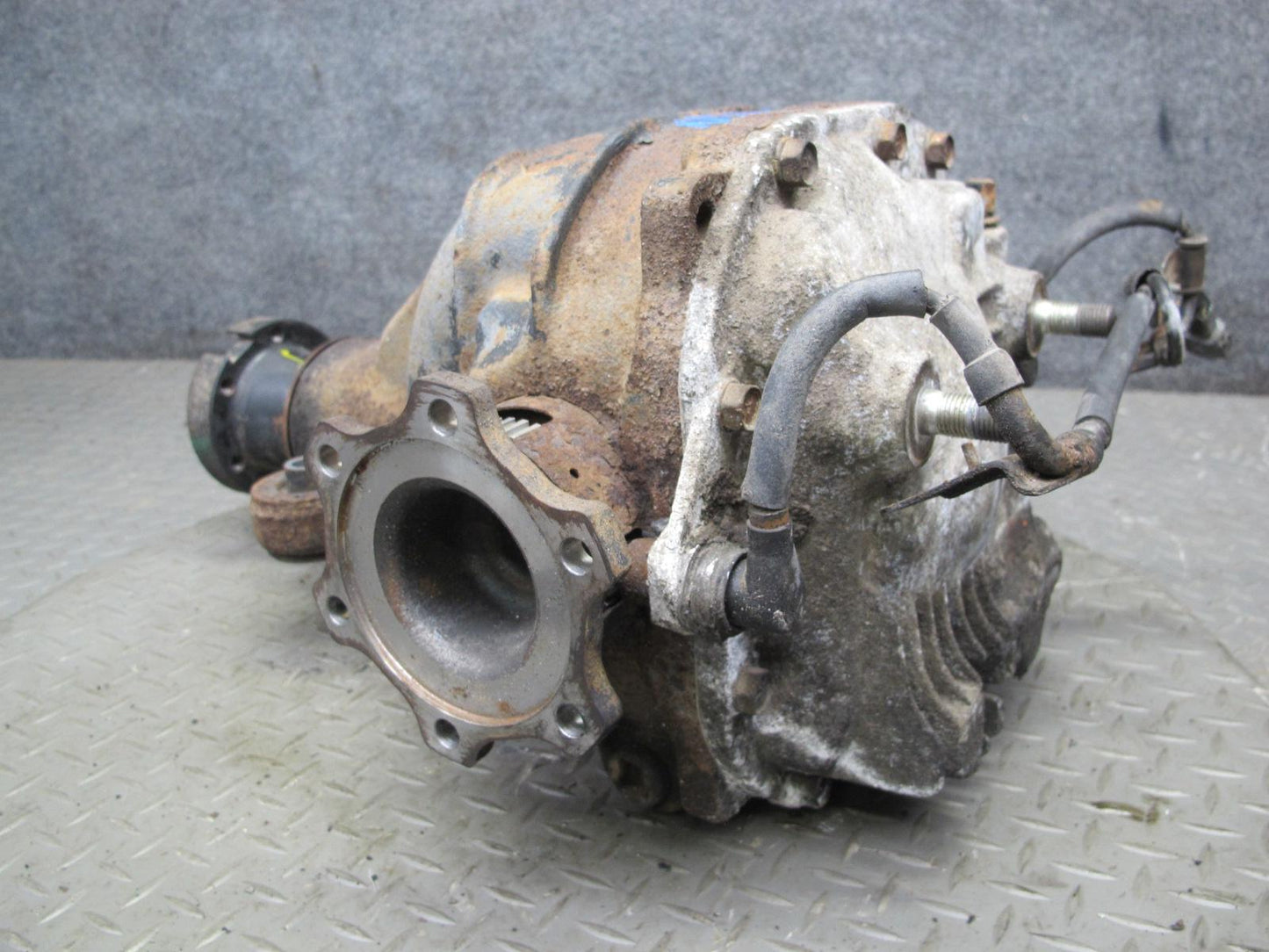 90-96 Nissan Z32 300ZX Turbo Rear Differential Carrier 3.69 Ratio 189K Miles OEM