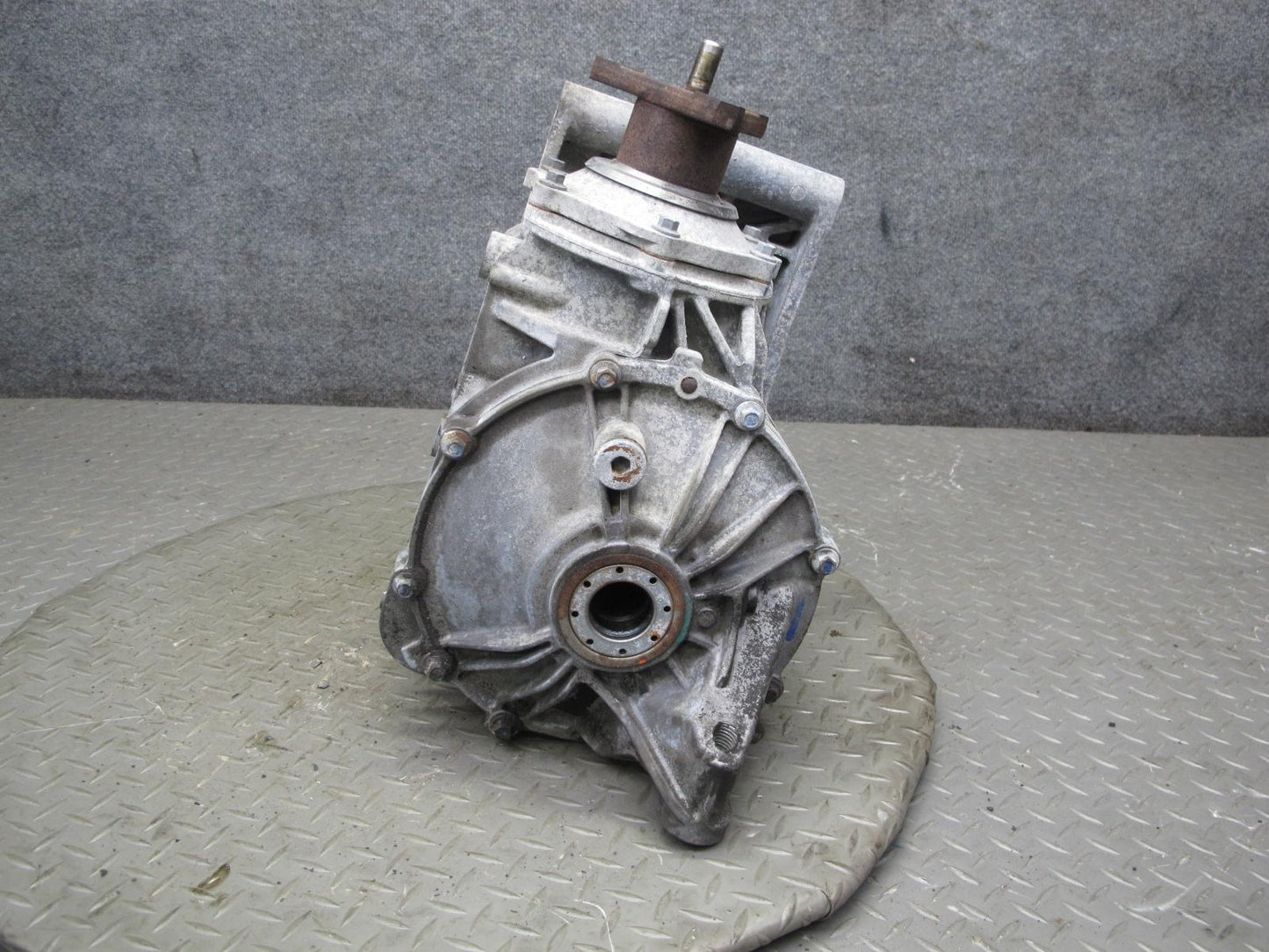 07-09 Saturn SKY Solstice Turbo M/T Rear Differential Carrier 3.73 Ratio 88K OEM