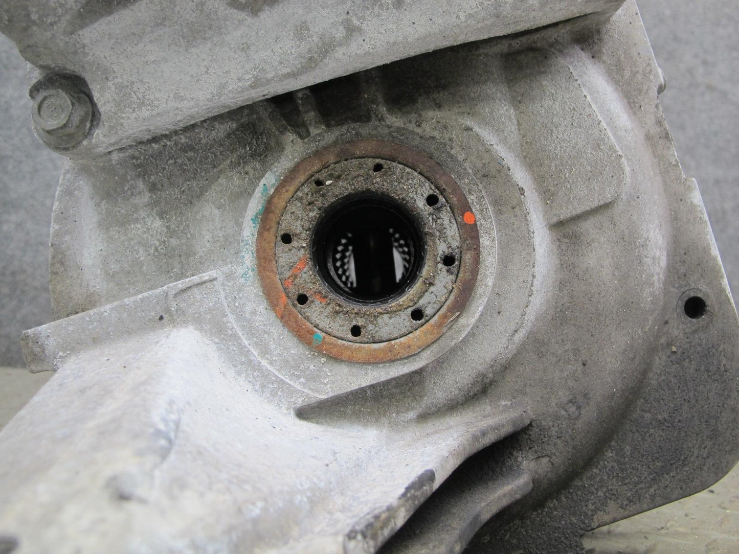 07-09 Saturn SKY Solstice Turbo M/T Rear Differential Carrier 3.73 Ratio 88K OEM