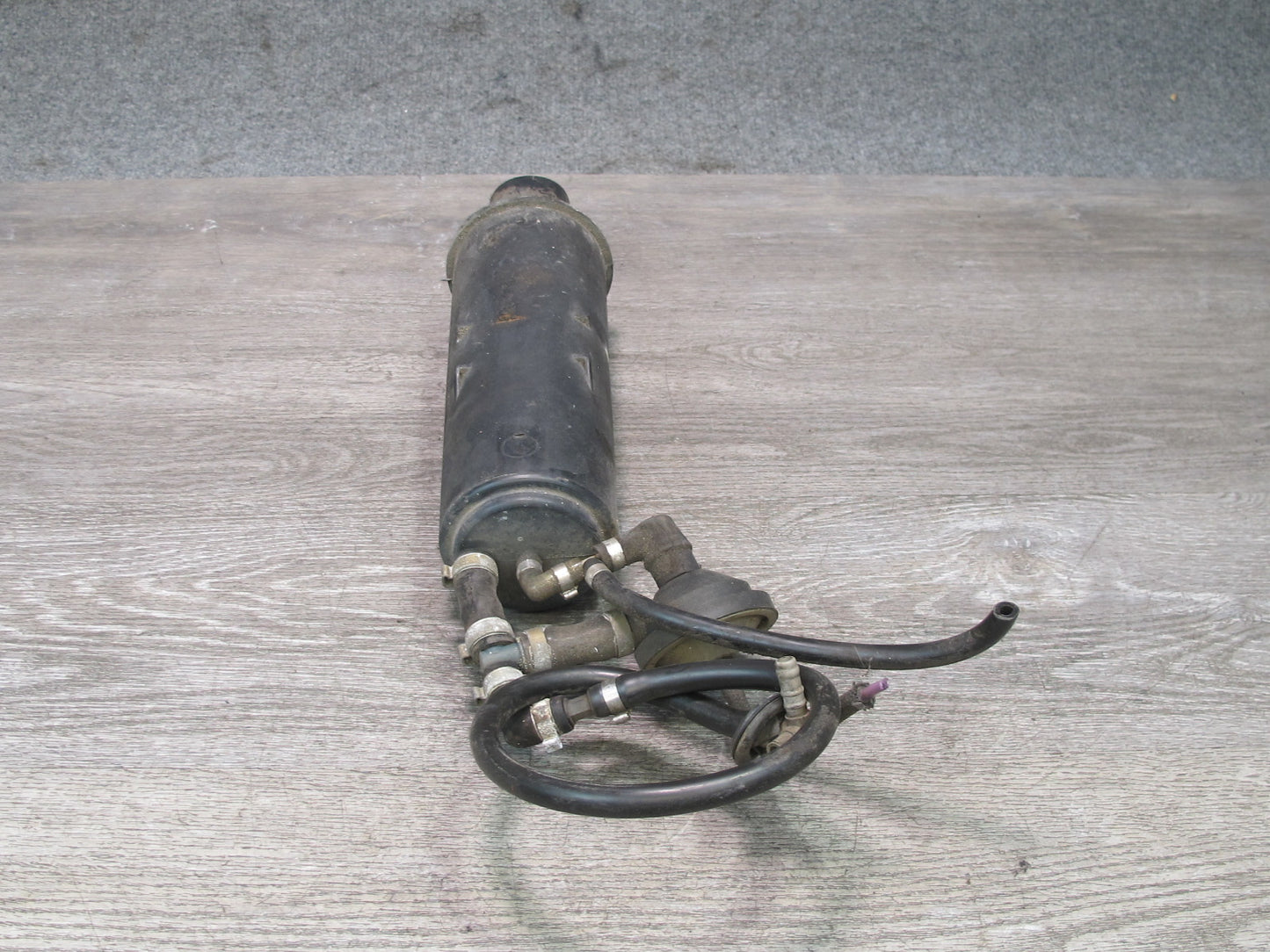 86-89 VW Scirocco Charcoal Canister & Vacuum Control Valve Assy 171201813 OEM