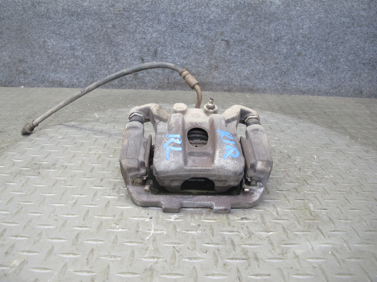 2011-2020 Infiniti QX56 QX80 RWD Rear Left & Right Side Brake Caliper Set of 2