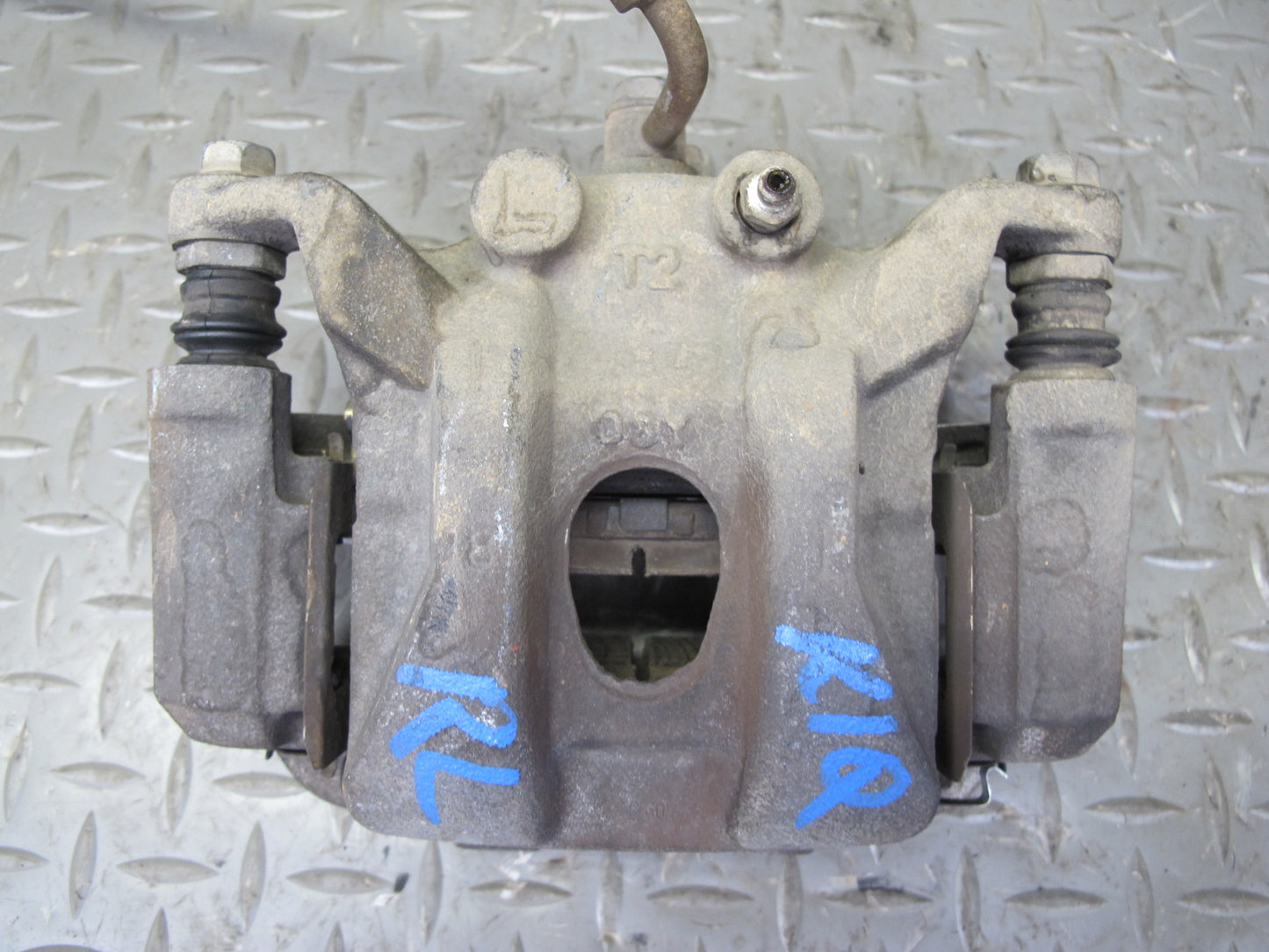 2011-2020 Infiniti QX56 QX80 RWD Rear Left & Right Side Brake Caliper Set of 2