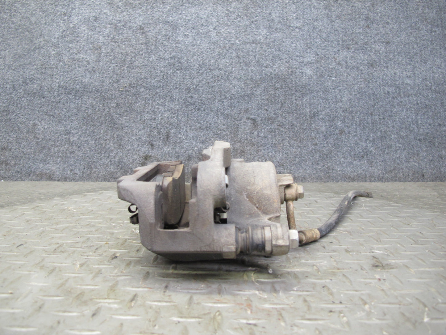 2011-2020 Infiniti QX56 QX80 RWD Rear Left & Right Side Brake Caliper Set of 2