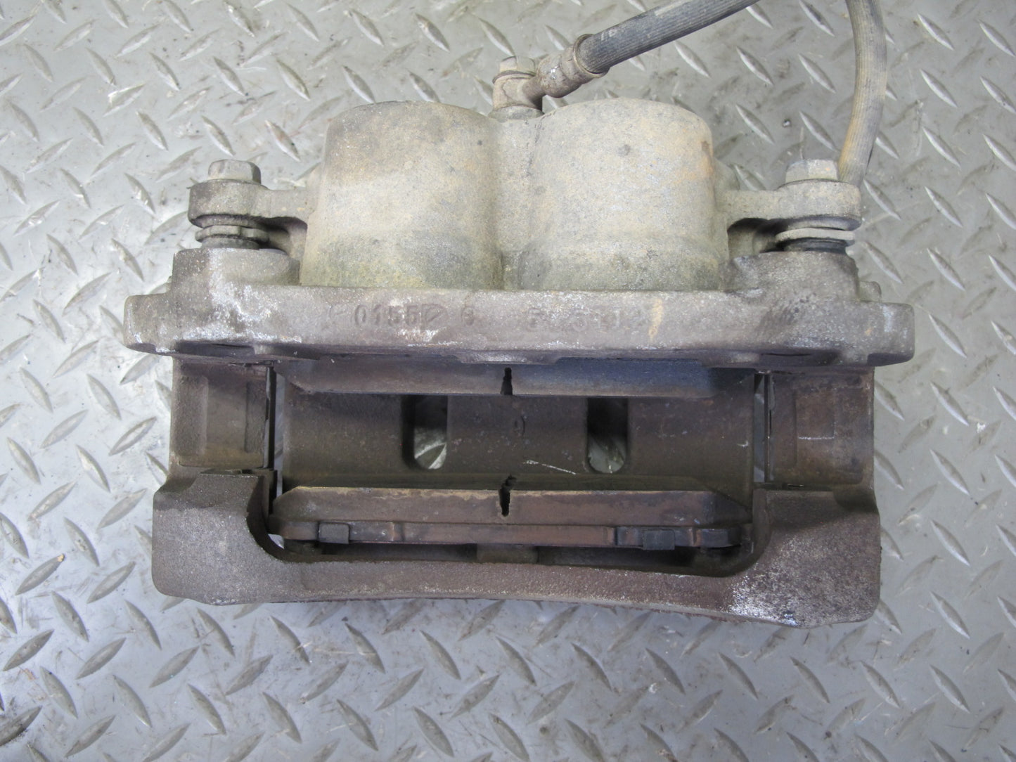 2011-2020 Infiniti QX56 QX80 RWD Front Left & Right Side Brake Caliper Set of 2