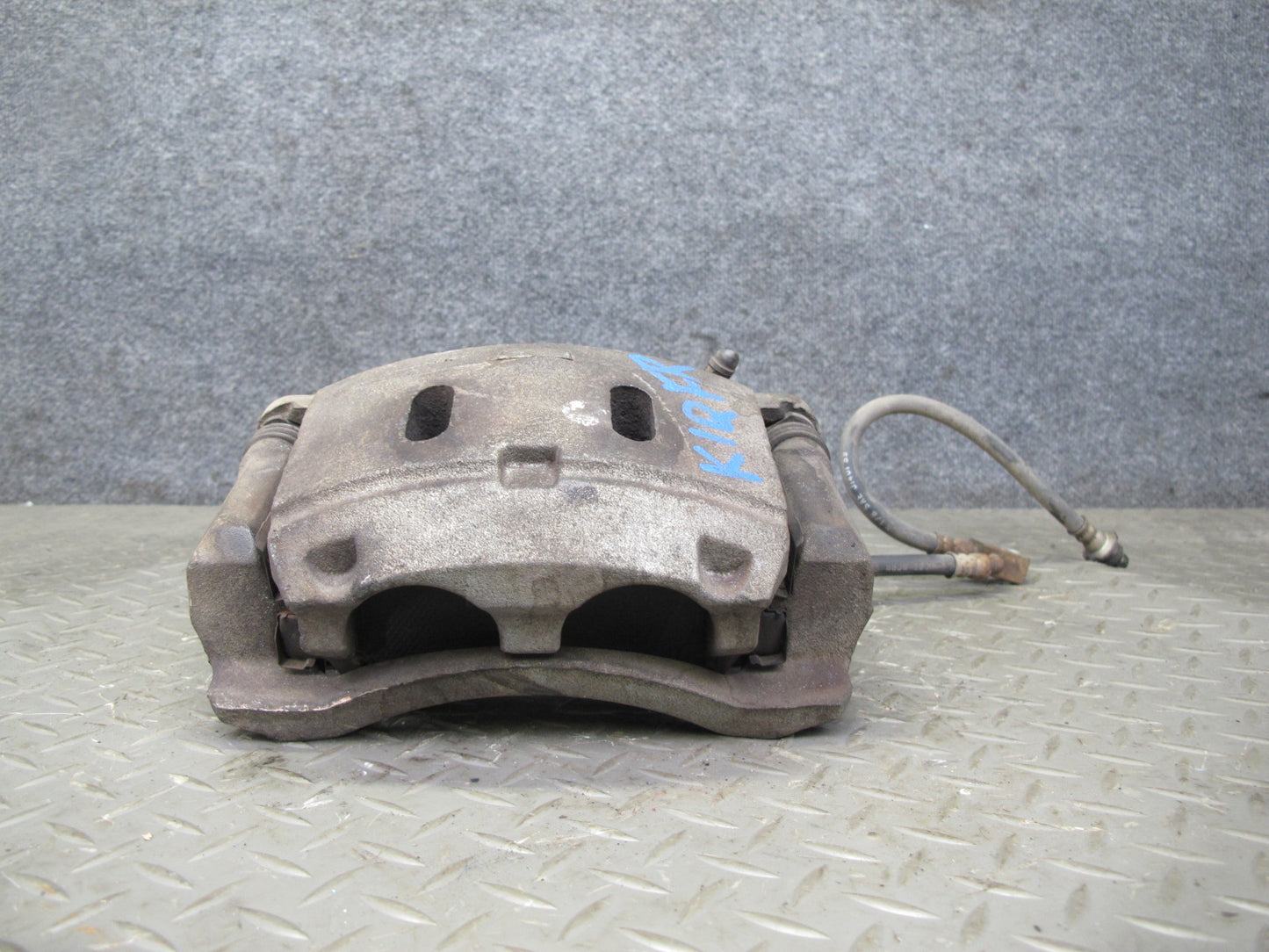 2011-2020 Infiniti QX56 QX80 RWD Front Left & Right Side Brake Caliper Set of 2