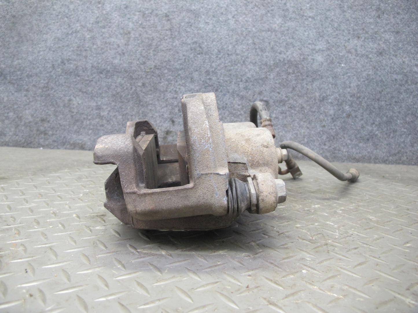2011-2020 Infiniti QX56 QX80 RWD Front Left & Right Side Brake Caliper Set of 2