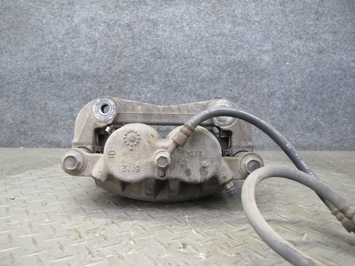 2011-2020 Infiniti QX56 QX80 RWD Front Left & Right Side Brake Caliper Set of 2