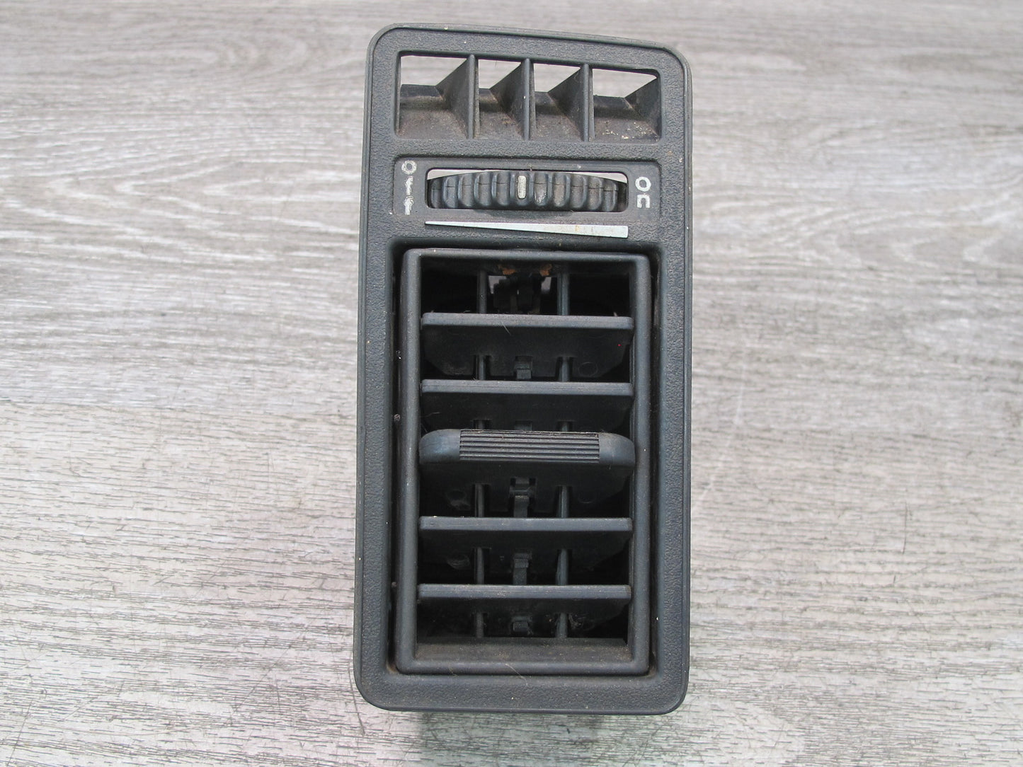 85-88 Volkswagen Scirocco MK2 Set of 5 Dash Center Right Left Air Vent Black OEM