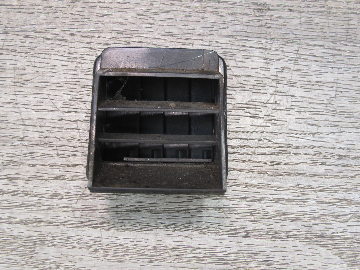 85-88 Volkswagen Scirocco MK2 Set of 5 Dash Center Right Left Air Vent Black OEM