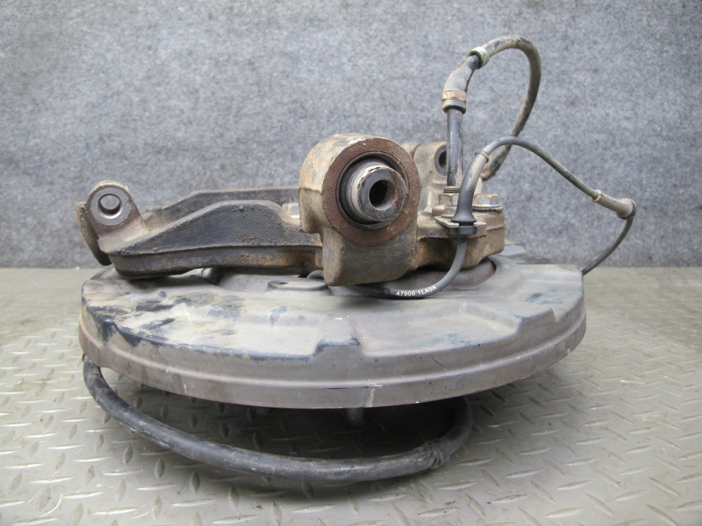 2011-2017 Infiniti QX56 QX80 AWD Rear Right Spindle Knuckle Wheel Hub Bearing