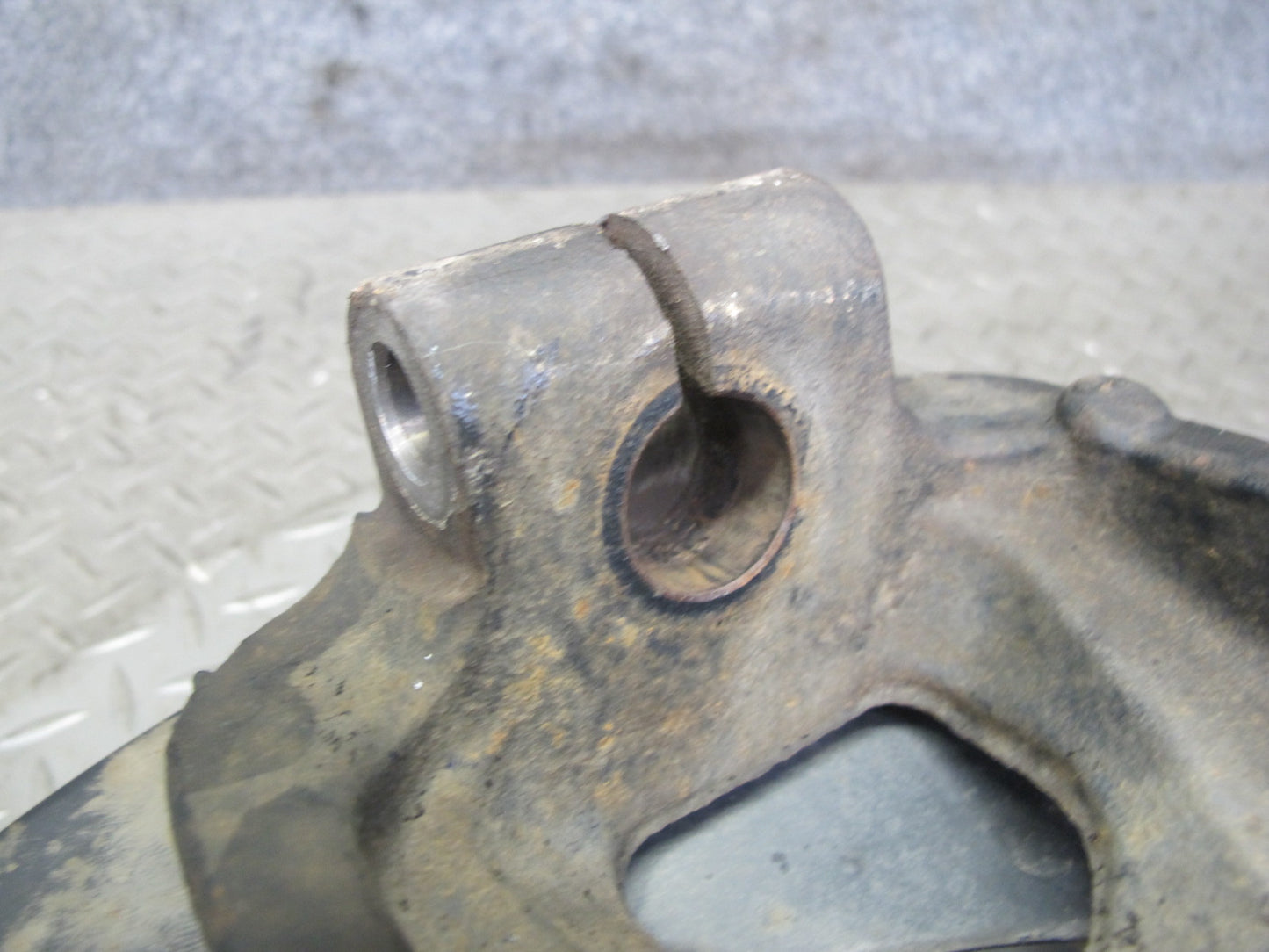 2011-2017 Infiniti QX56 QX80 AWD Rear Right Spindle Knuckle Wheel Hub Bearing
