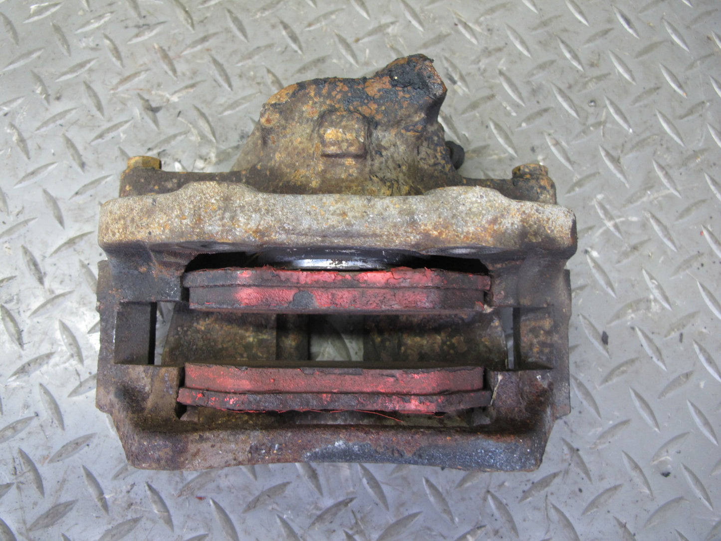 86-88 Volkswagen VW Scirocco Set of 2 Front Left & Right Brake Caliper OEM