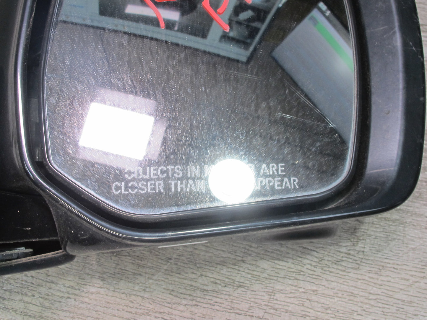 2011-2012 Infiniti QX56 Front Right Door Exterior Side View Mirror W/ Camera