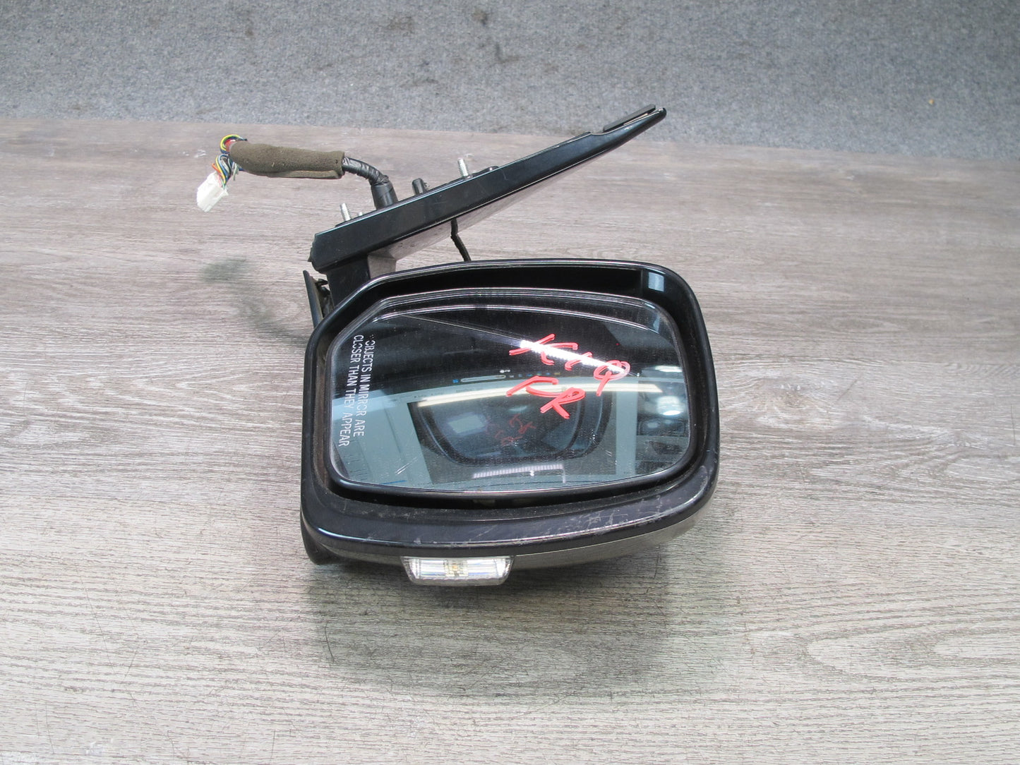 2011-2012 Infiniti QX56 Front Right Door Exterior Side View Mirror W/ Camera