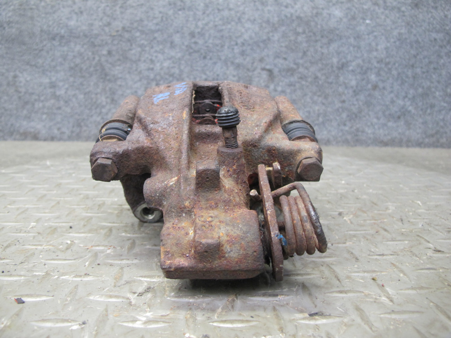 87-88 Volkswagen Scirocco MK2 16V Set of 2 Rear Left & Right Brake Caliper OEM