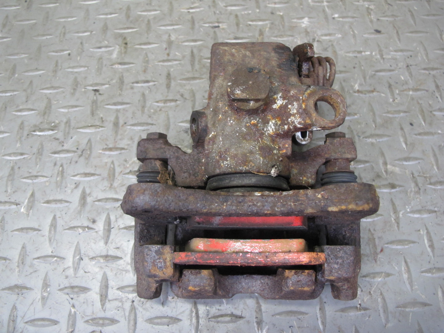 87-88 Volkswagen Scirocco MK2 16V Set of 2 Rear Left & Right Brake Caliper OEM