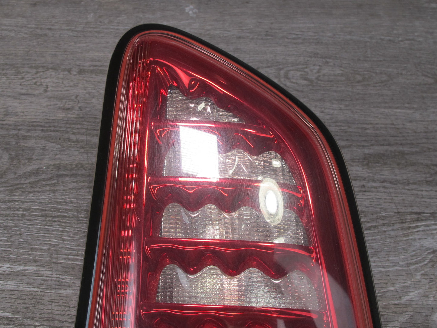 2011-2014 Infiniti QX56 QX80 Rear Right Passenger Side Inner Tail Light Lamp