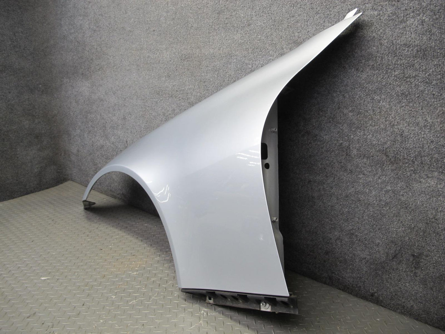 05-11 Mercedes R171 Slk-class Front Left Fender Shell Panel Silver OEM