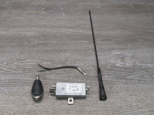 05-11 Mercedes R171 Slk-class Radio Antenna Base Cable Amplifier Module Set OEM