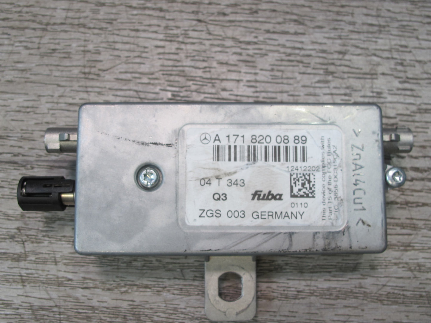 05-11 Mercedes R171 Slk-class Radio Antenna Base Cable Amplifier Module Set OEM