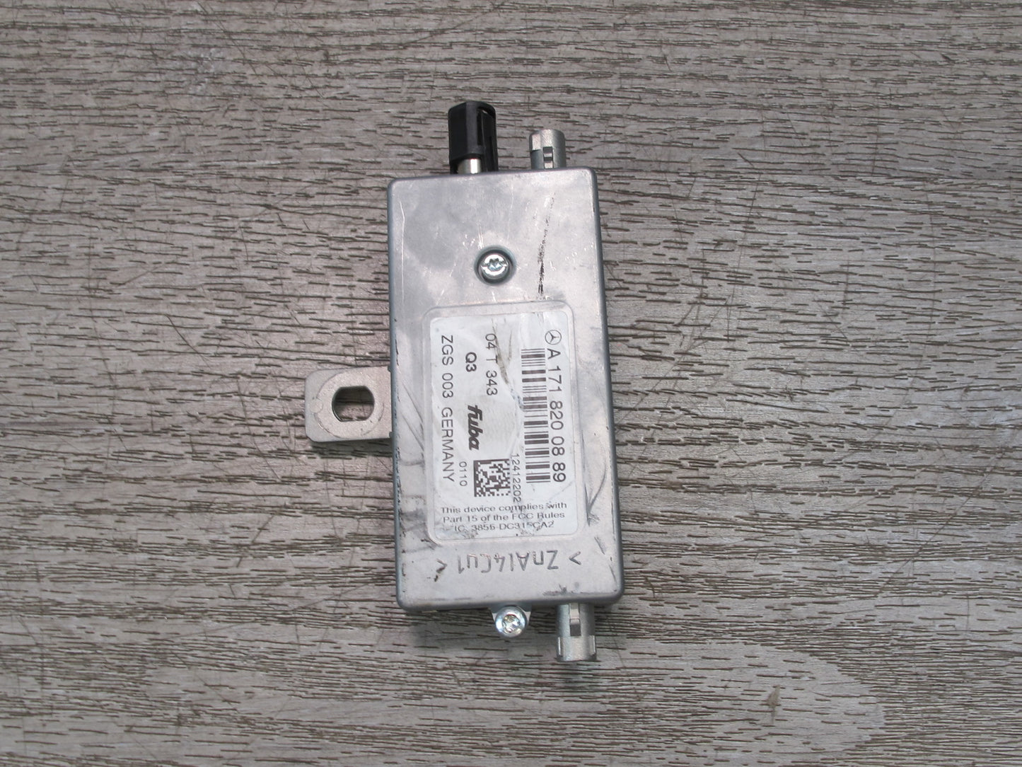 05-11 Mercedes R171 Slk-class Radio Antenna Base Cable Amplifier Module Set OEM