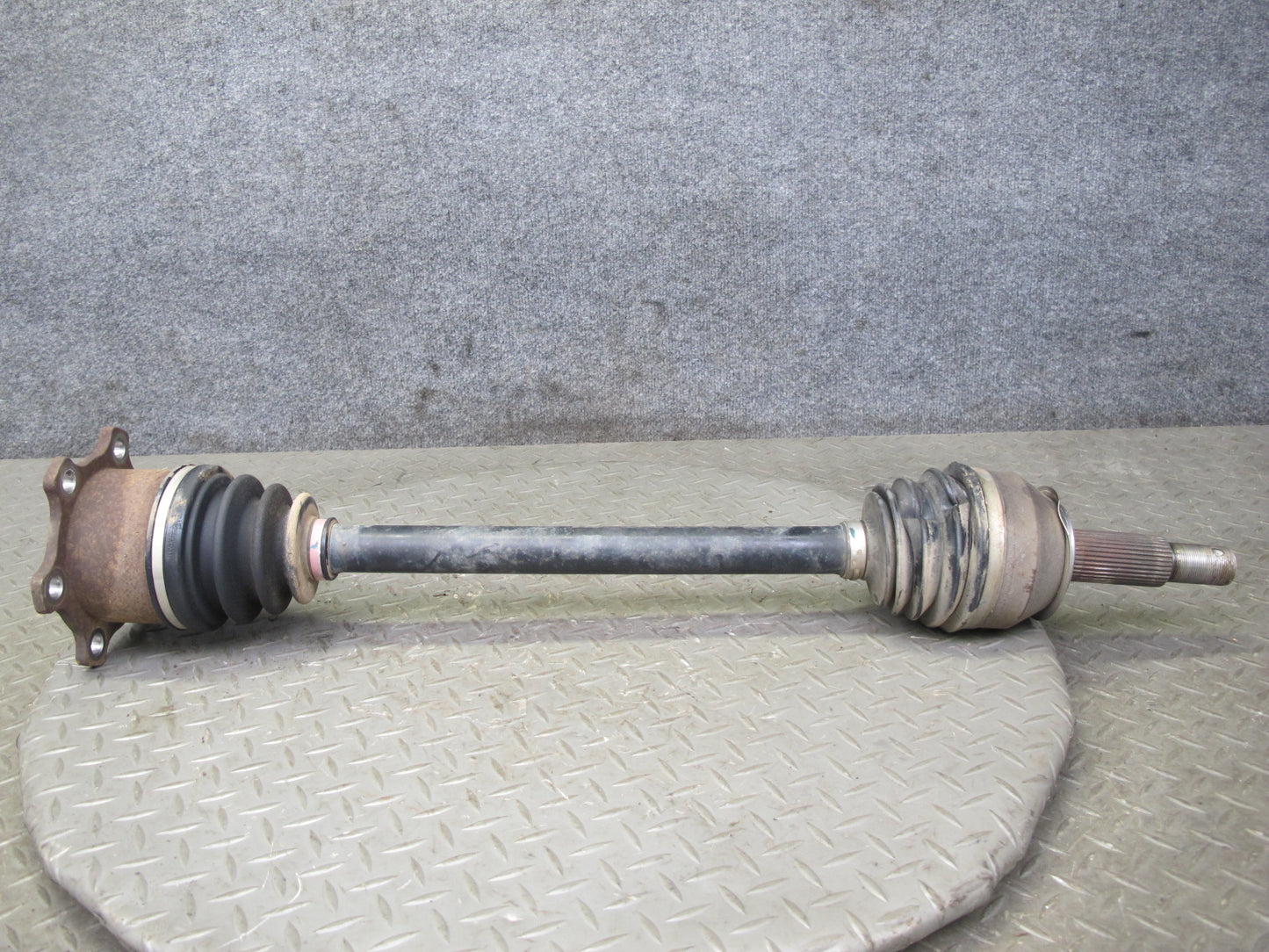 2011-2020 Infiniti QX56 QX80 RWD Rear Right Pass Side Suspension Axle Shaft