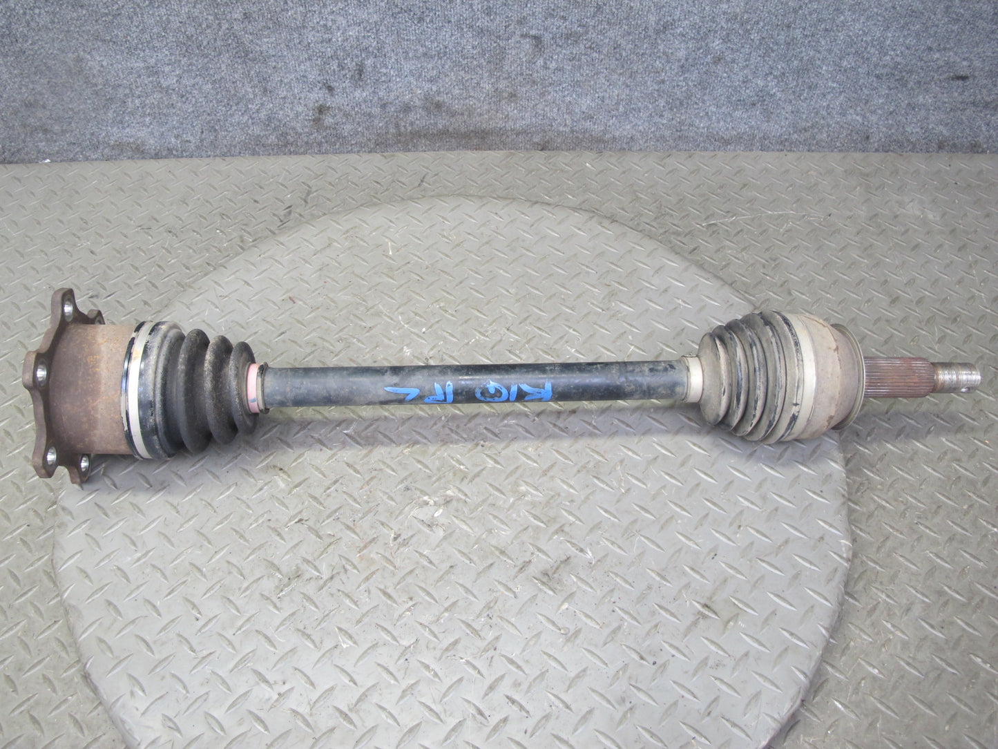 2011-2020 Infiniti QX56 QX80 RWD Rear Left Driver Side Suspension Axle Shaft