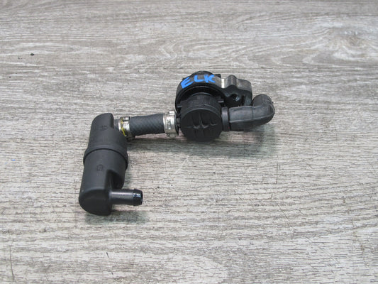 05-11 Mercedes R171 Slk-class Fuel Vapor Purge Control Valve 0004703593 OEM