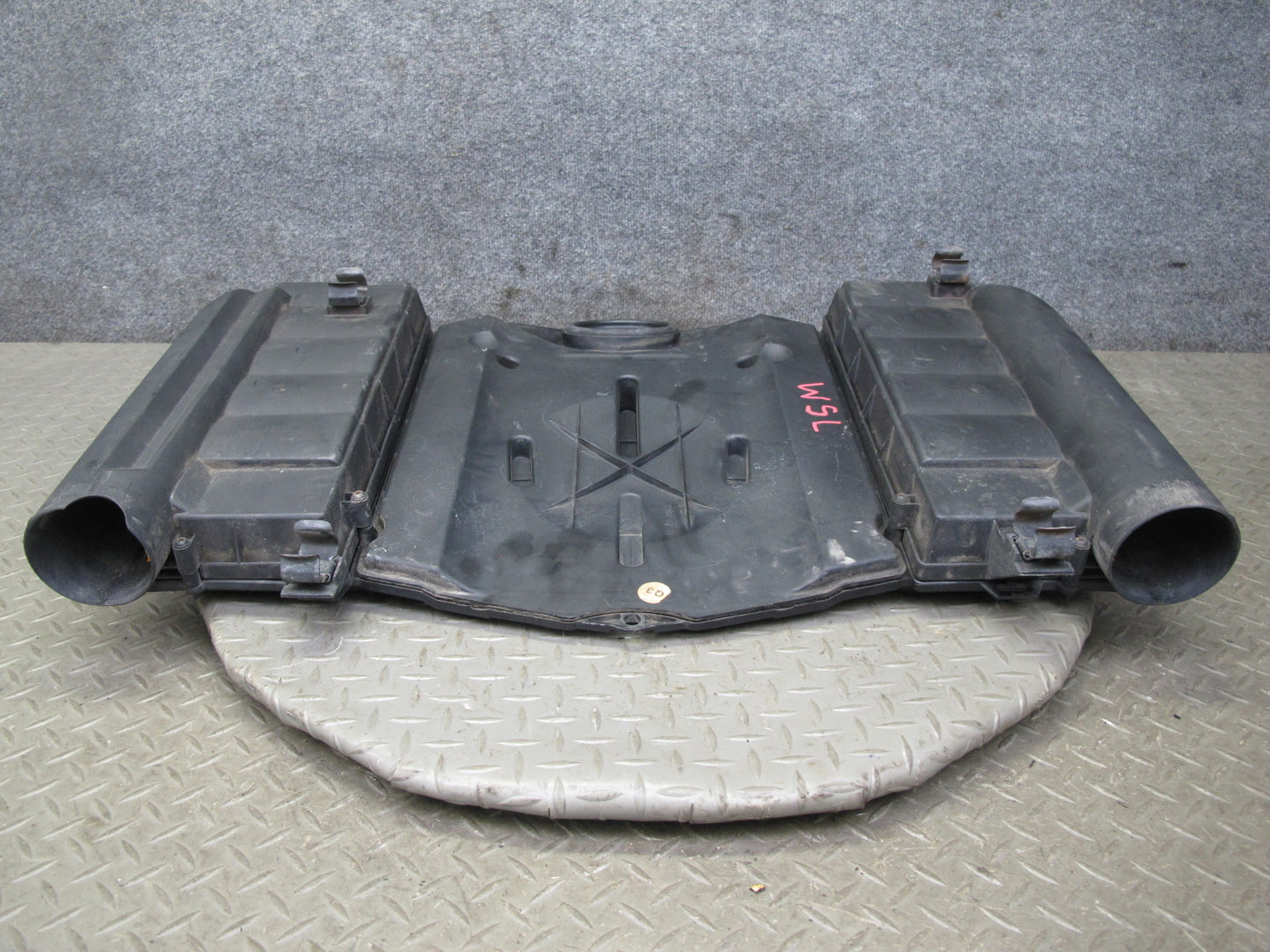 99-02 Mercedes R129 SL500 M113 Engine Air Intake Cleaner Filter Box OEM