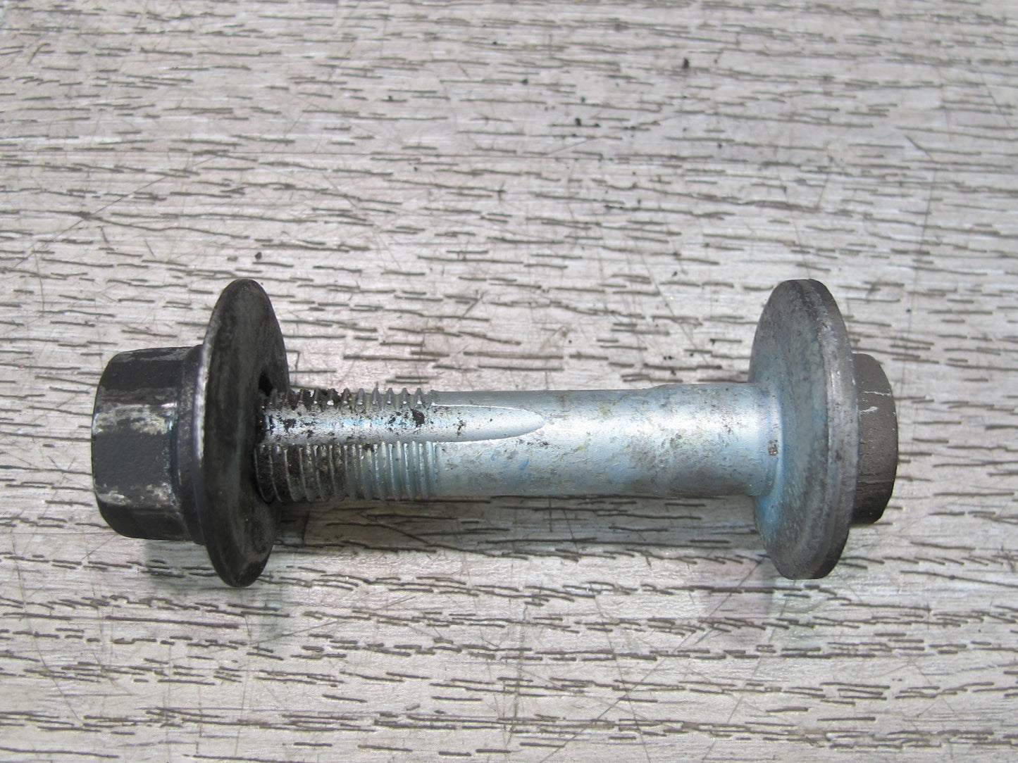 05-11 Mercedes R171 Slkset of 2 Rear Suspension Eccentric Adjust Camber Bolt OEM