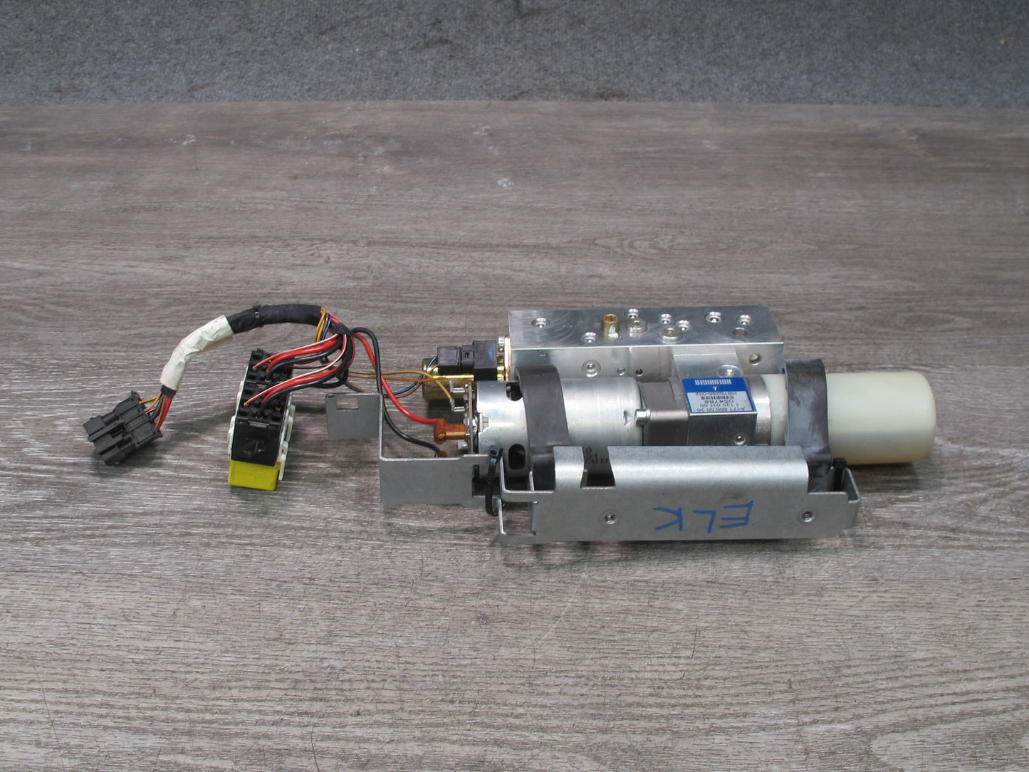 05-11 Mercedes R171 SLK Convertible TOP Roof Hydraulic Pump Motor 1718000030 OEM