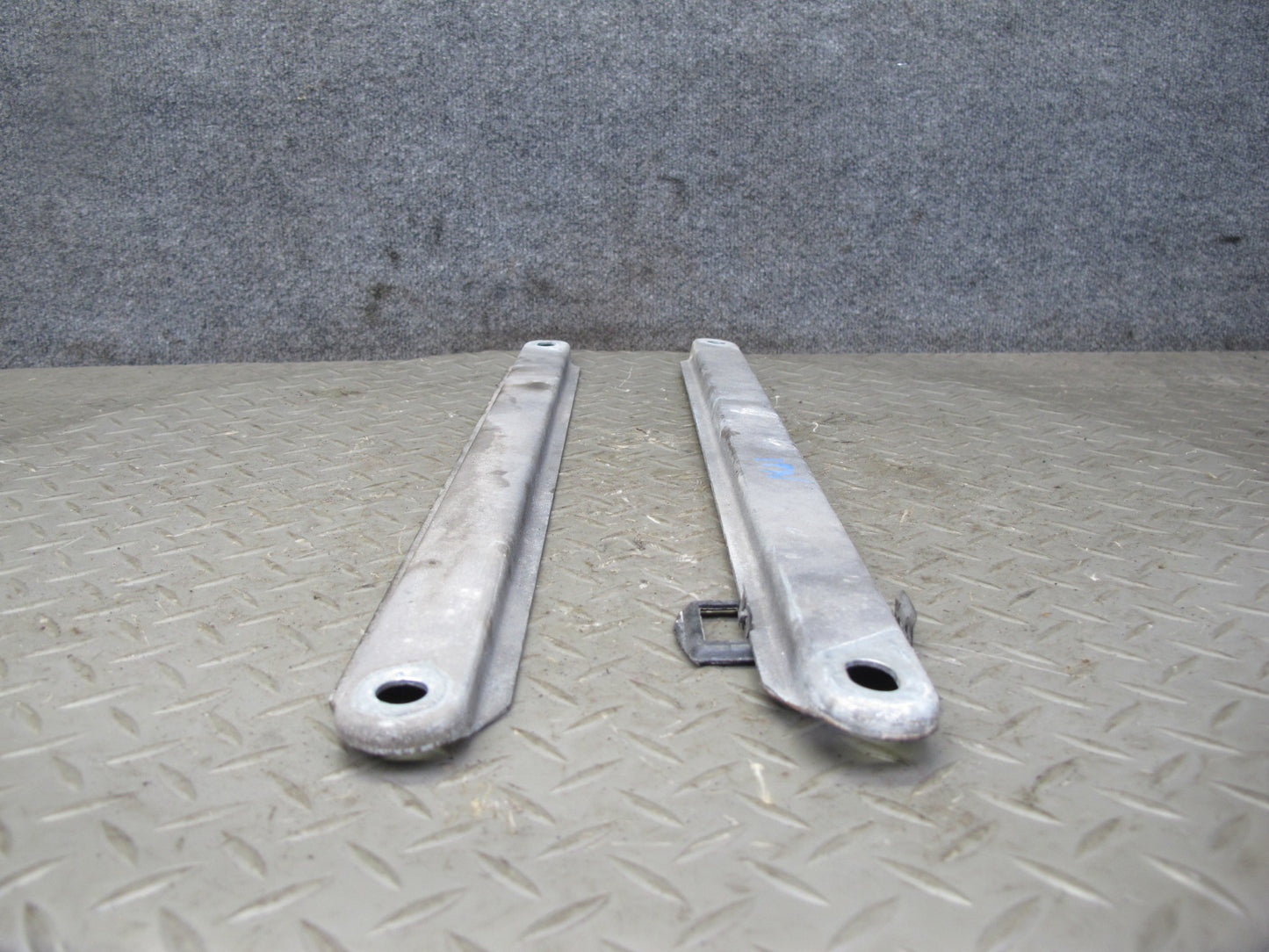 1999-2005 Porsche 911 996 Front Subframe Crossmember Support Brace Set of 2