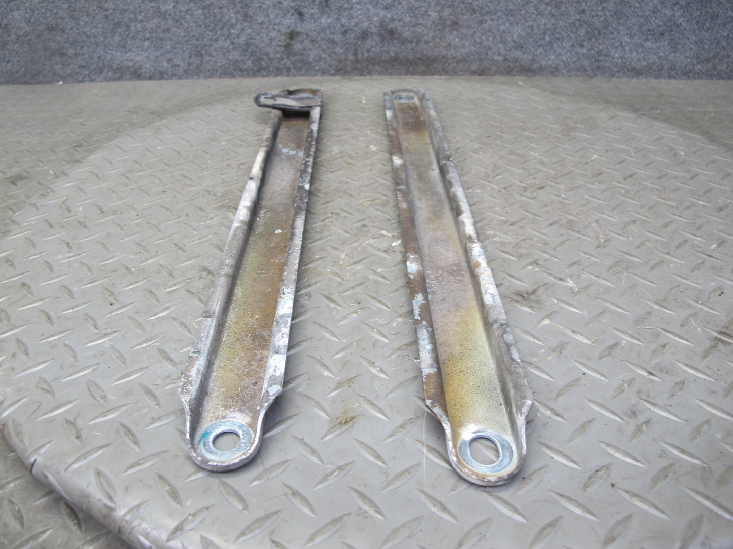 1999-2005 Porsche 911 996 Front Subframe Crossmember Support Brace Set of 2