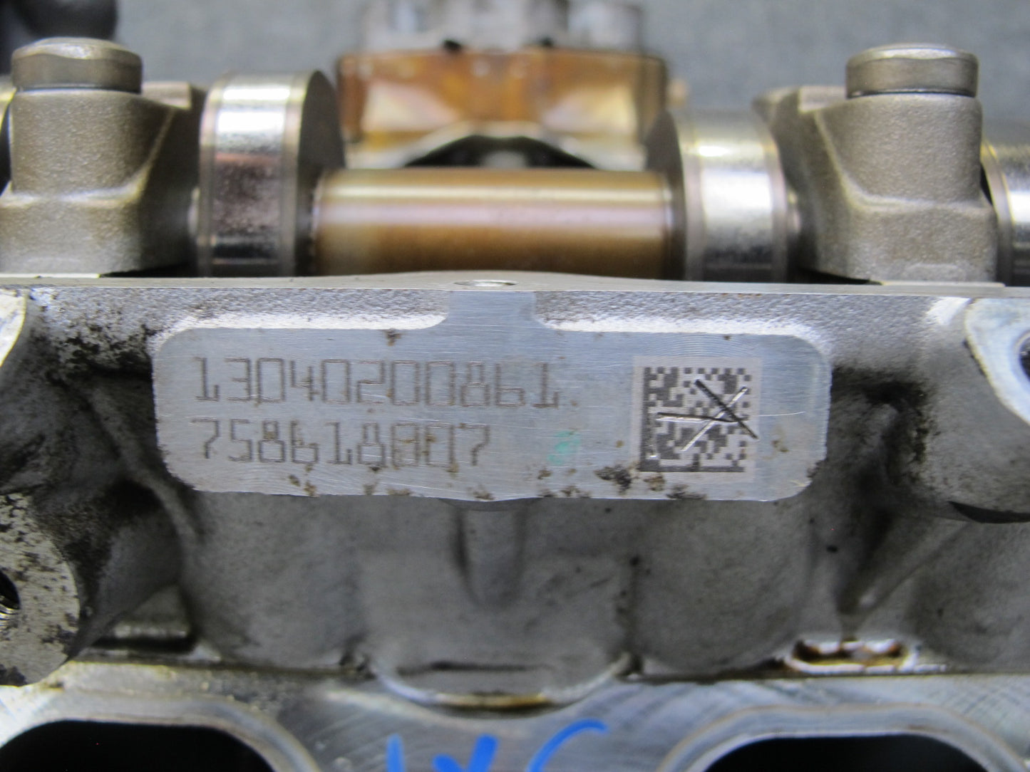 2010-2014 BMW E71 X6M 4.4L S63 Engine Motor Left Cylinder Head w Camshafts 86k
