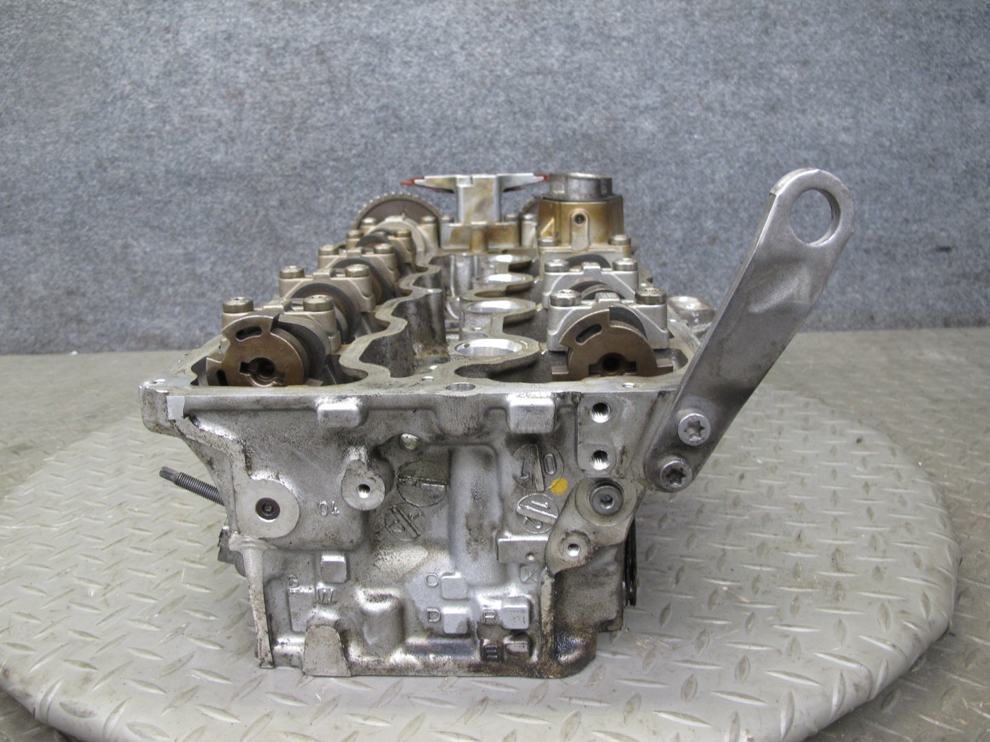 2010-2014 BMW E71 X6M 4.4L S63 Engine Motor Left Cylinder Head w Camshafts 86k