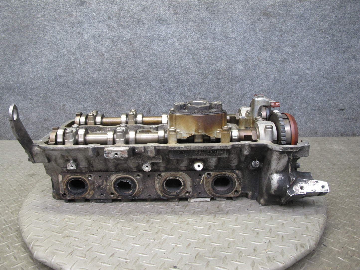 2010-2014 BMW E71 X6M 4.4L S63 Engine Motor Left Cylinder Head w Camshafts 86k