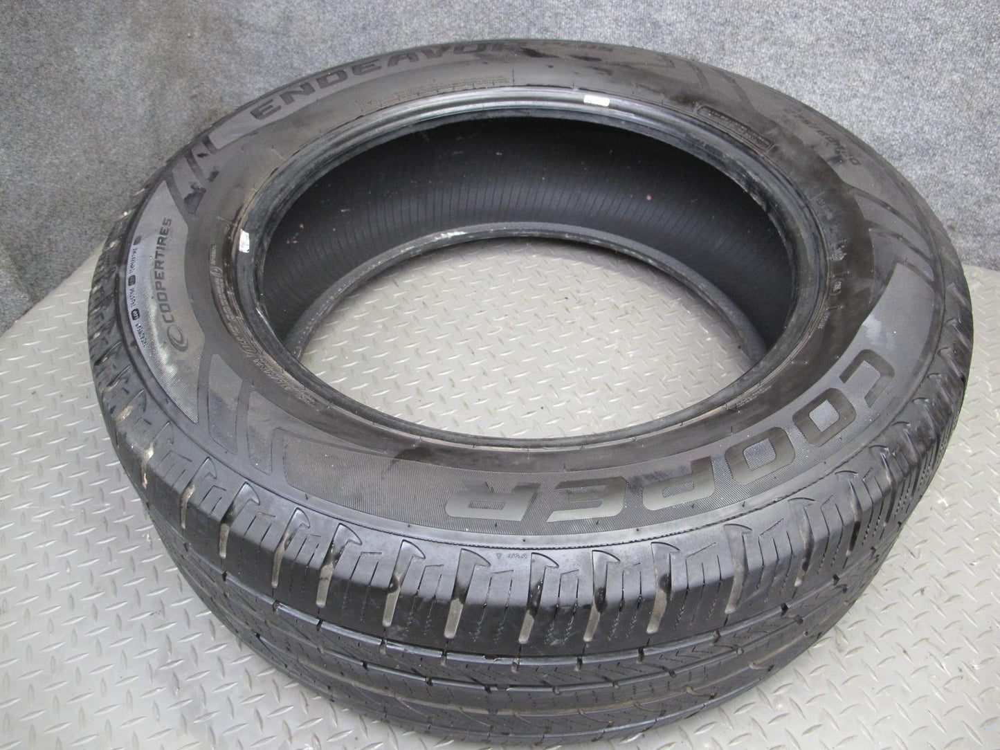 Set of 2 Cooper Endeavor Plus A/S Tire 275/60 R20 115H 2022 5/32 Tread