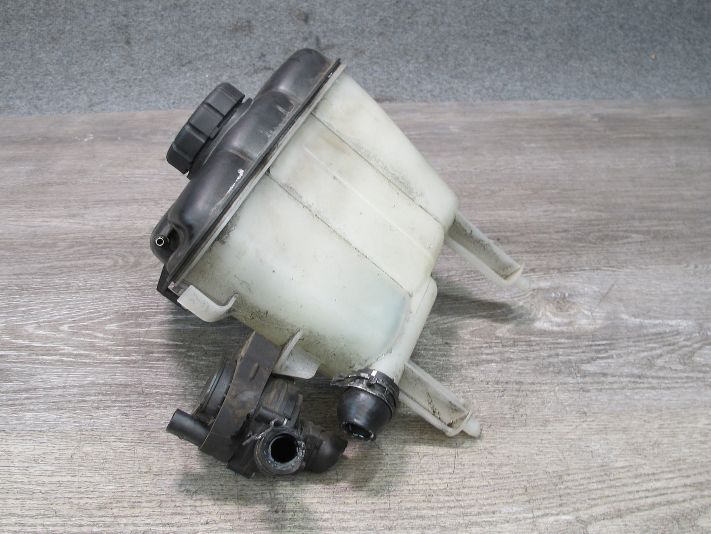 05-11 Mercedes R171 Slk-class Engine Expansion Overflow Reservoir Tank OEM