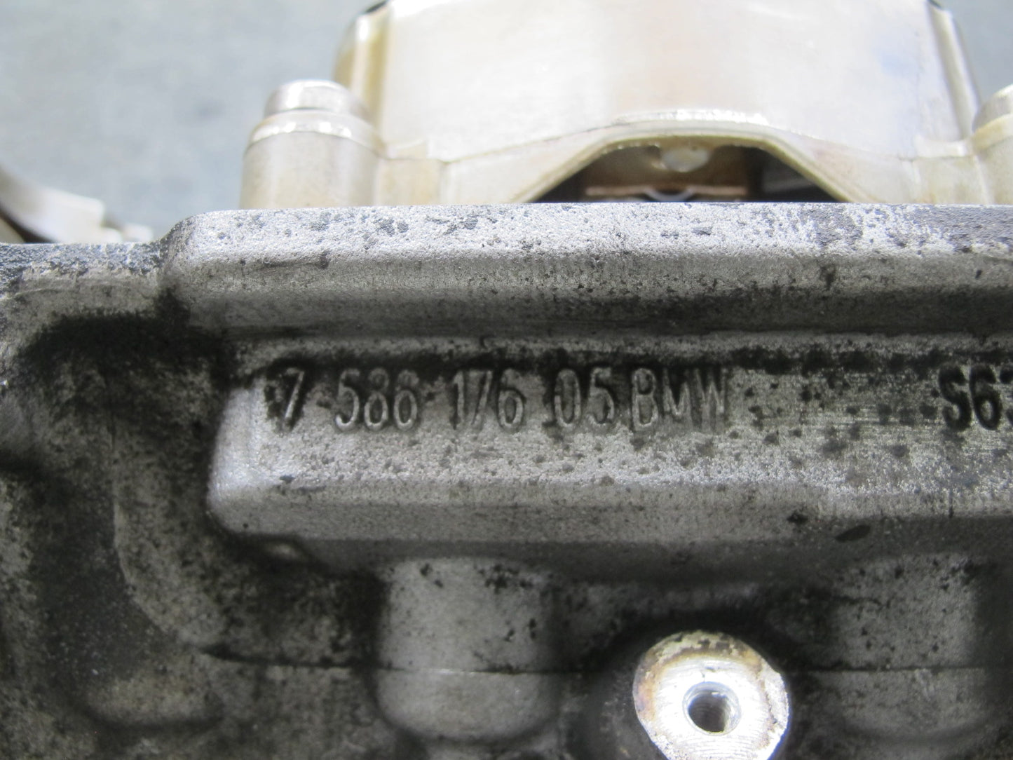 2010-2014 BMW E71 X6M 4.4L S63 Engine Motor Right Cylinder Head w Camshafts 86k