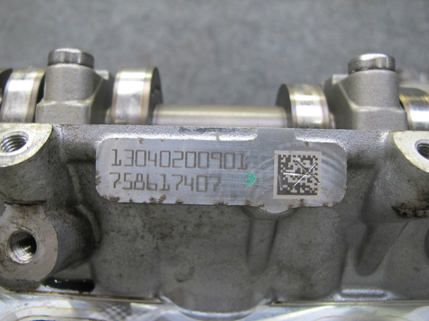 2010-2014 BMW E71 X6M 4.4L S63 Engine Motor Right Cylinder Head w Camshafts 86k